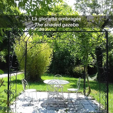 La Ferme De Bourran - - Parking Privé, Soirée étape, Bornes Voitures électriques 4* Rodez