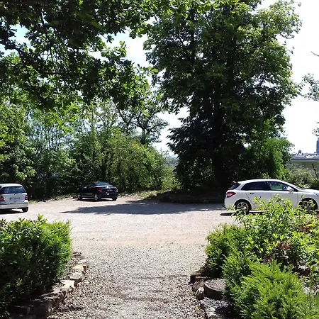 La Ferme De Bourran - - Parking Privé, Soirée étape, Bornes Voitures électriques 4* Rodez