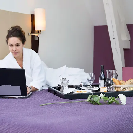 La Ferme De Bourran - - Parking Privé, Soirée étape, Bornes Voitures électriques Hotel Rodez