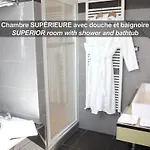 Hotel La Ferme De Bourran - - Parking Prive Avec Bornes Pour Voitures Electriques 4*
