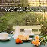 La Ferme De Bourran - - Parking Prive Avec Bornes Pour Voitures Electriques Hotel