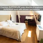 ホテル La Ferme De Bourran - - Parking Prive Avec Bornes Pour Voitures Electriques
