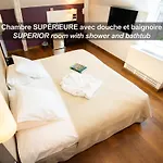 La Ferme De Bourran - - Parking Prive Avec Bornes Pour Voitures Electriques Hotel Rodez