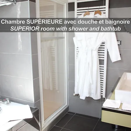 Hotel La Ferme De Bourran 4*