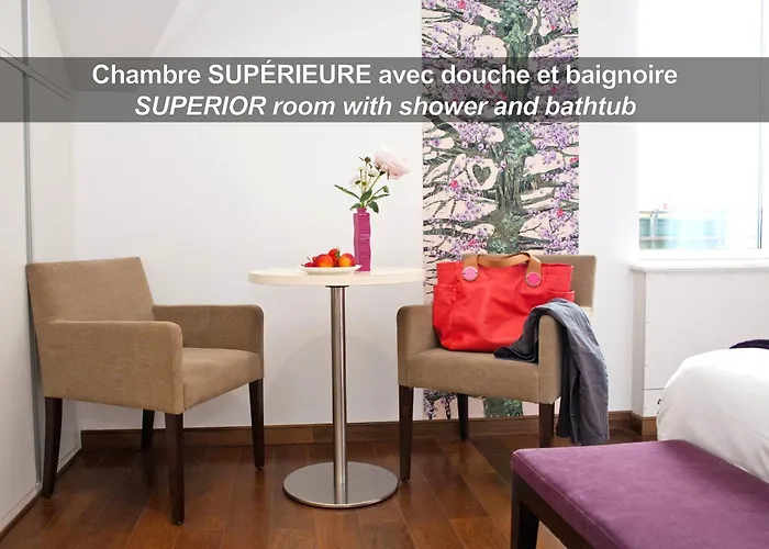 Отель La Ferme De Bourran - - Parking Prive, Soiree Etape, Bornes Voitures Electriques 4*