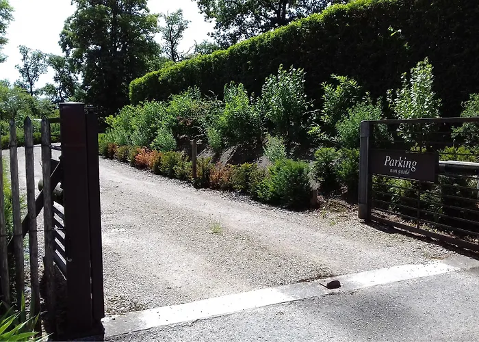 ホテル La Ferme De Bourran - - Parking Prive, Soiree Etape, Bornes Voitures Electriques ロデーズ